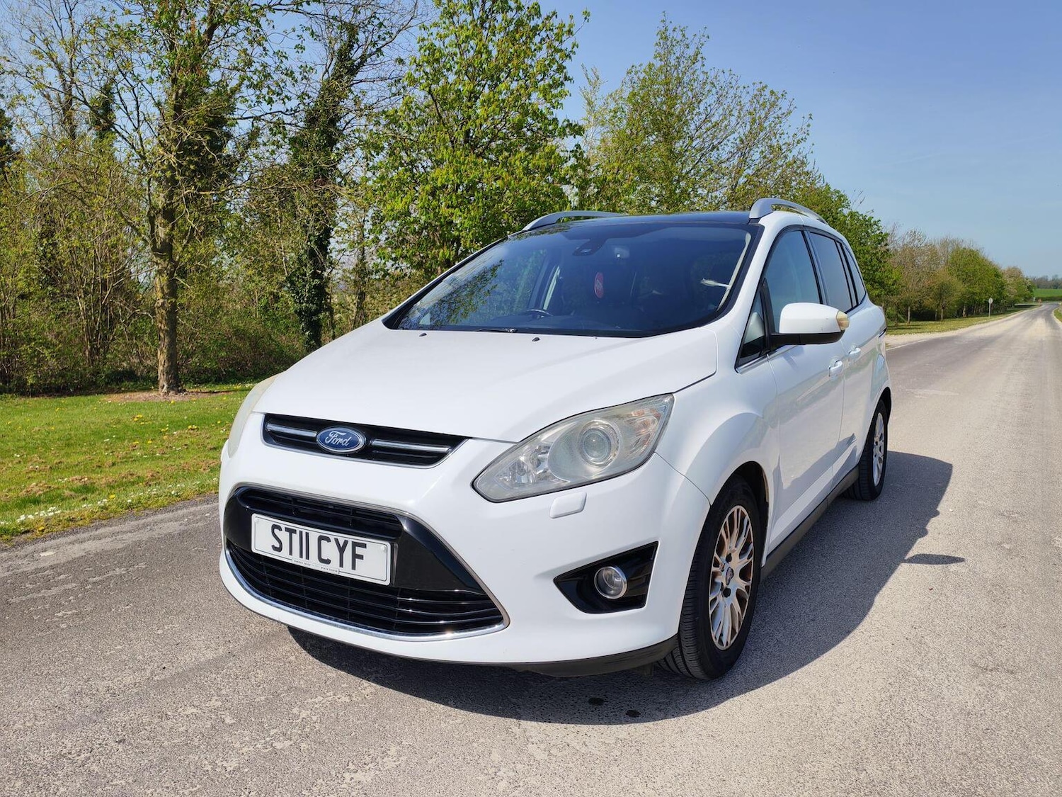 Used Ford Grand C-Max 2011 for sale - 78168780: Photo 2