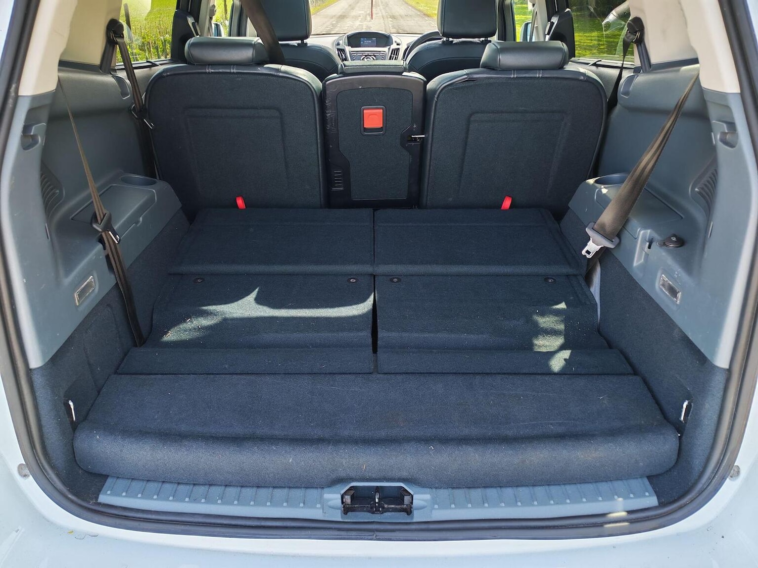 Used Ford Grand C-Max 2011 for sale - 78168780: Photo 23