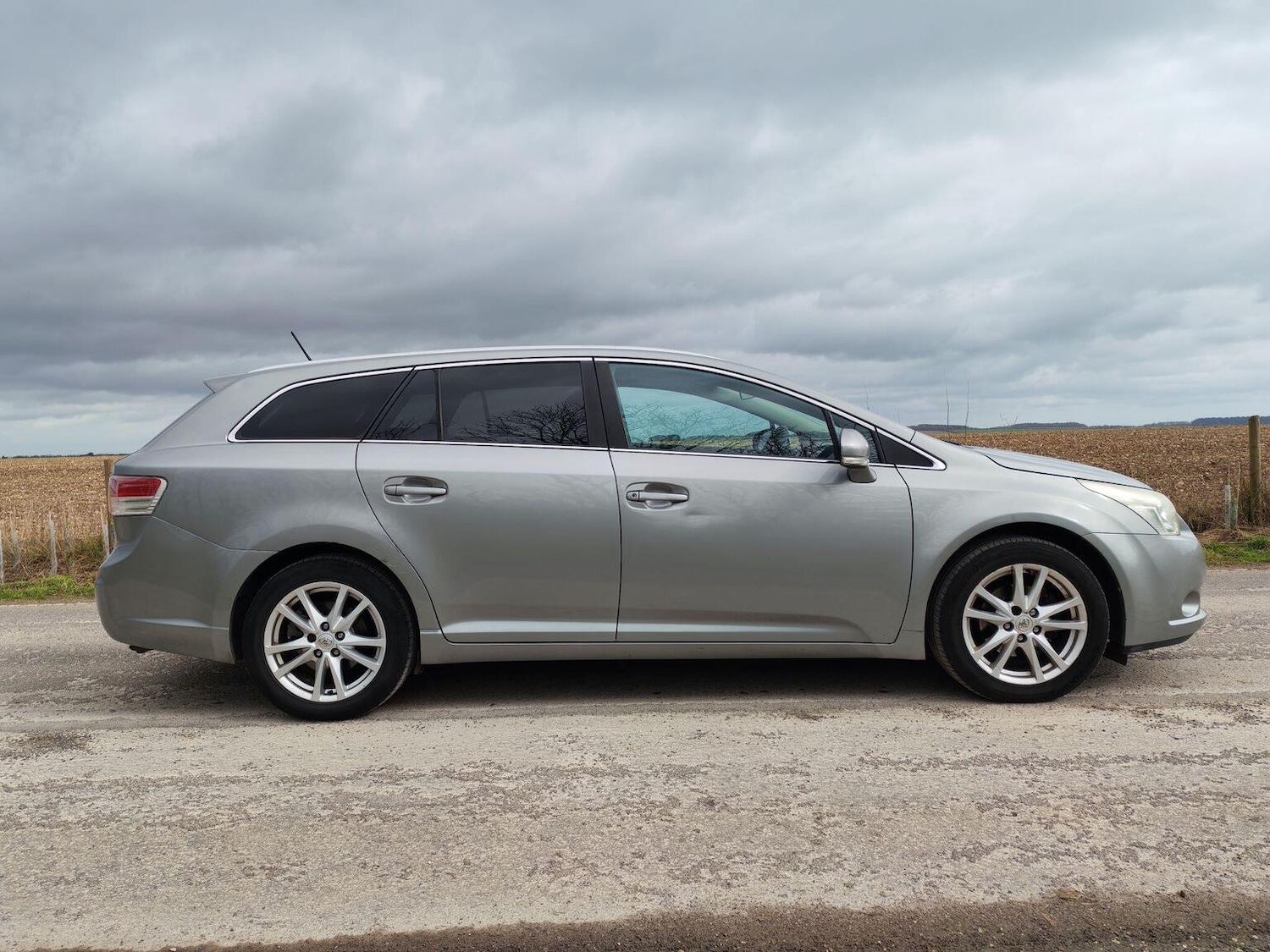 Used Toyota Avensis 2010 for sale - 77906553: Photo 15