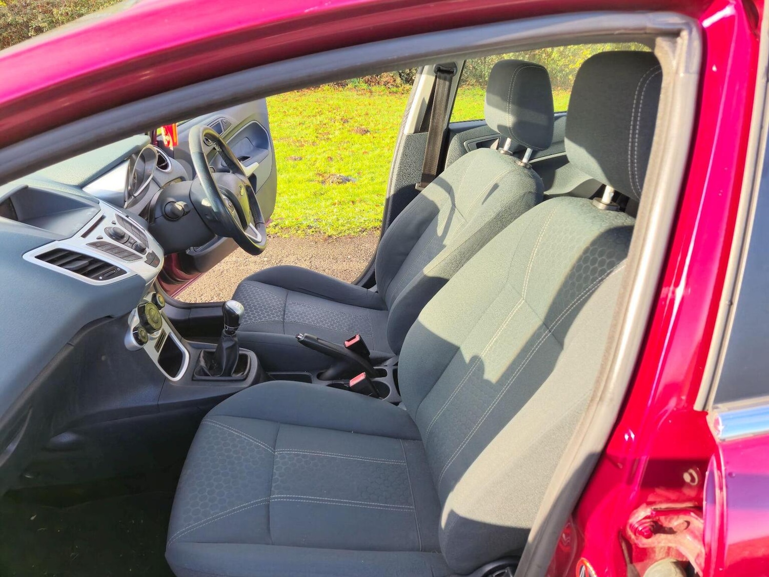 Used Ford Fiesta 2010 for sale - 76748231: Photo 15