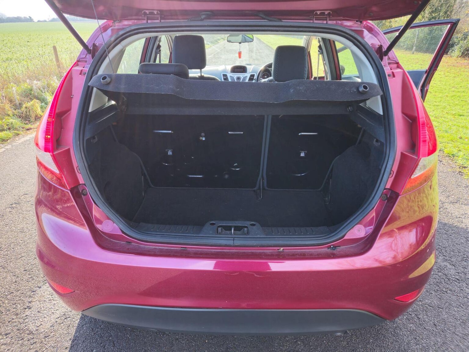 Used Ford Fiesta 2010 for sale - 76748231: Photo 19