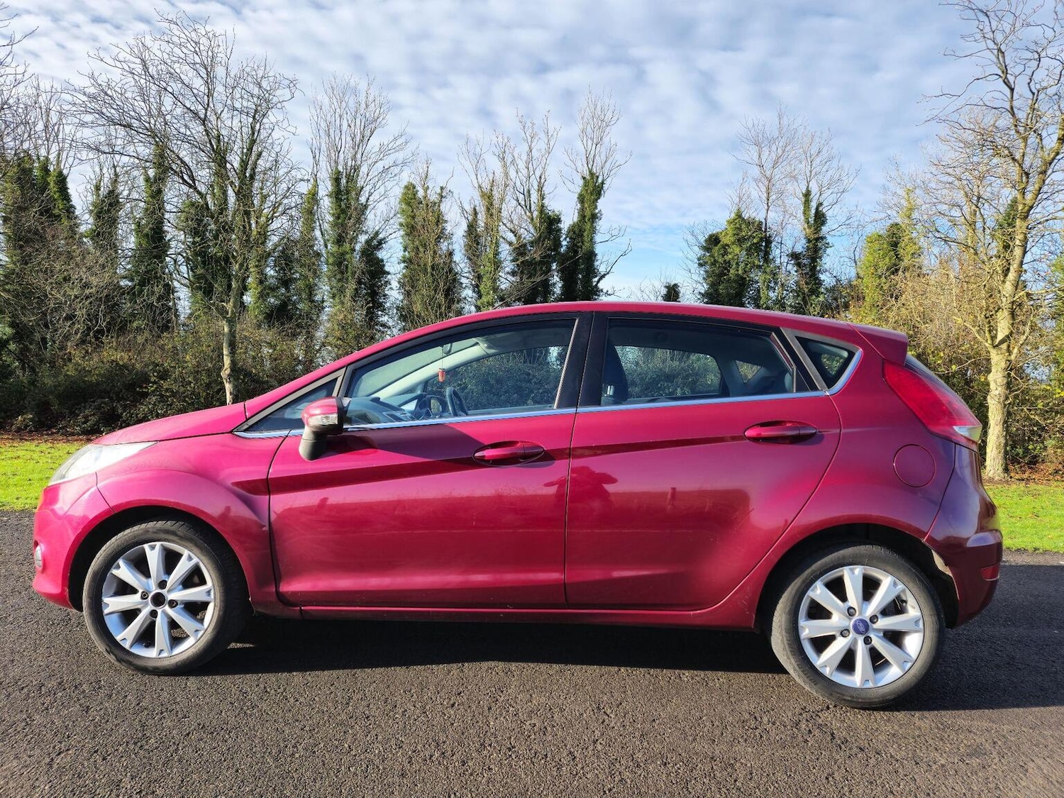 Used Ford Fiesta 2010 for sale - 76748231: Photo 6