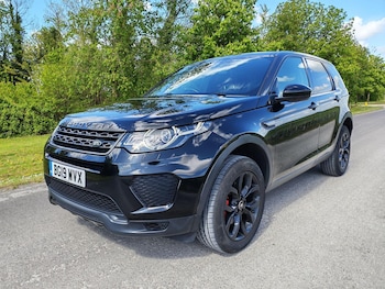 Used Land Rover Discovery Sport 2019 for sale - 78306492: Photo