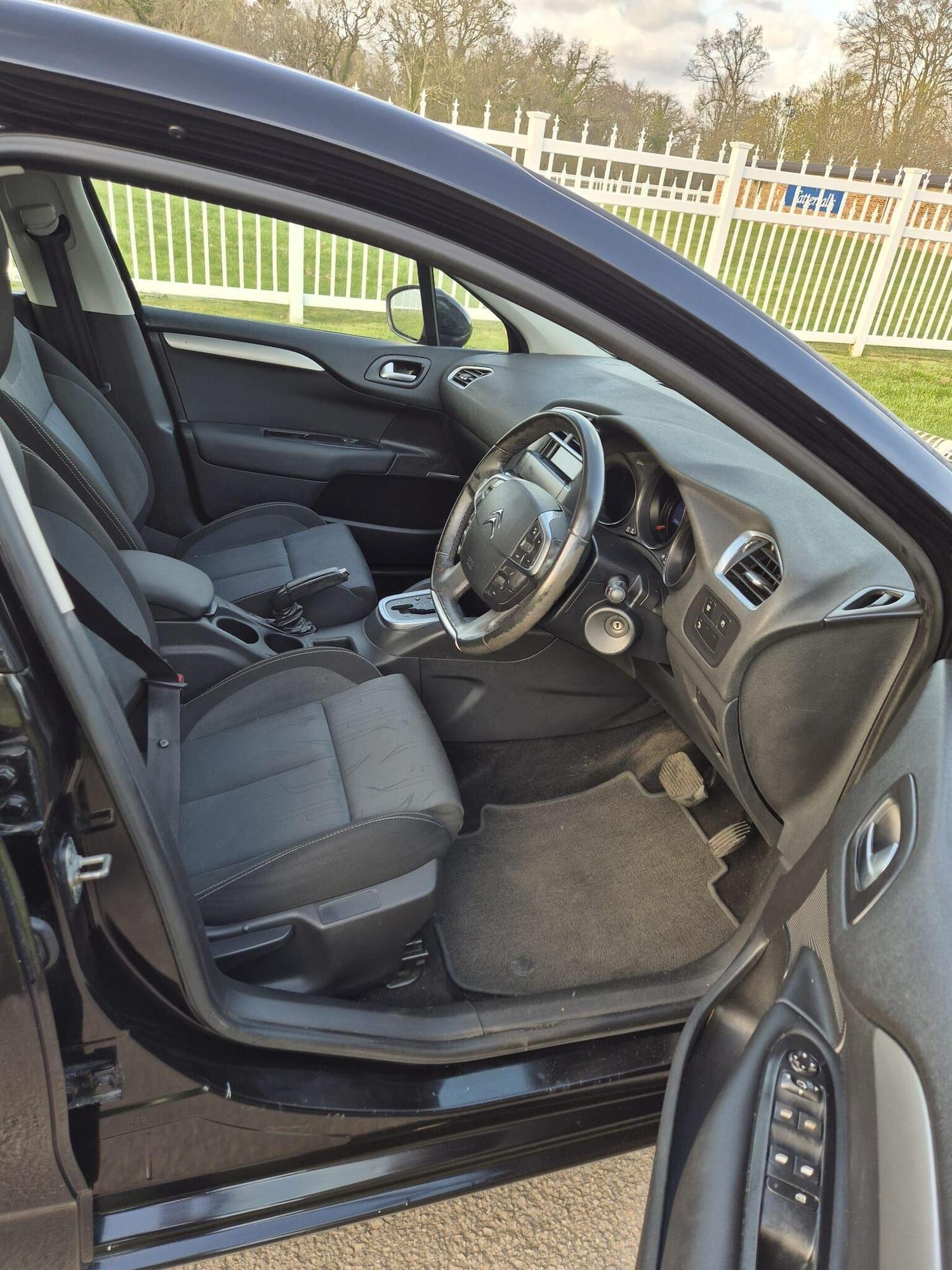 Used Citroen C4 2012 for sale - 78139421: Photo 8