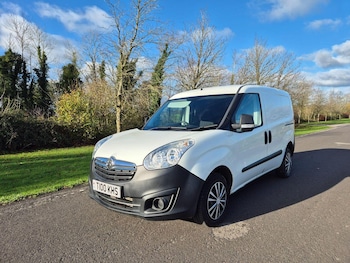 Used Vauxhall Combo 2016 for sale - 76855422: Photo