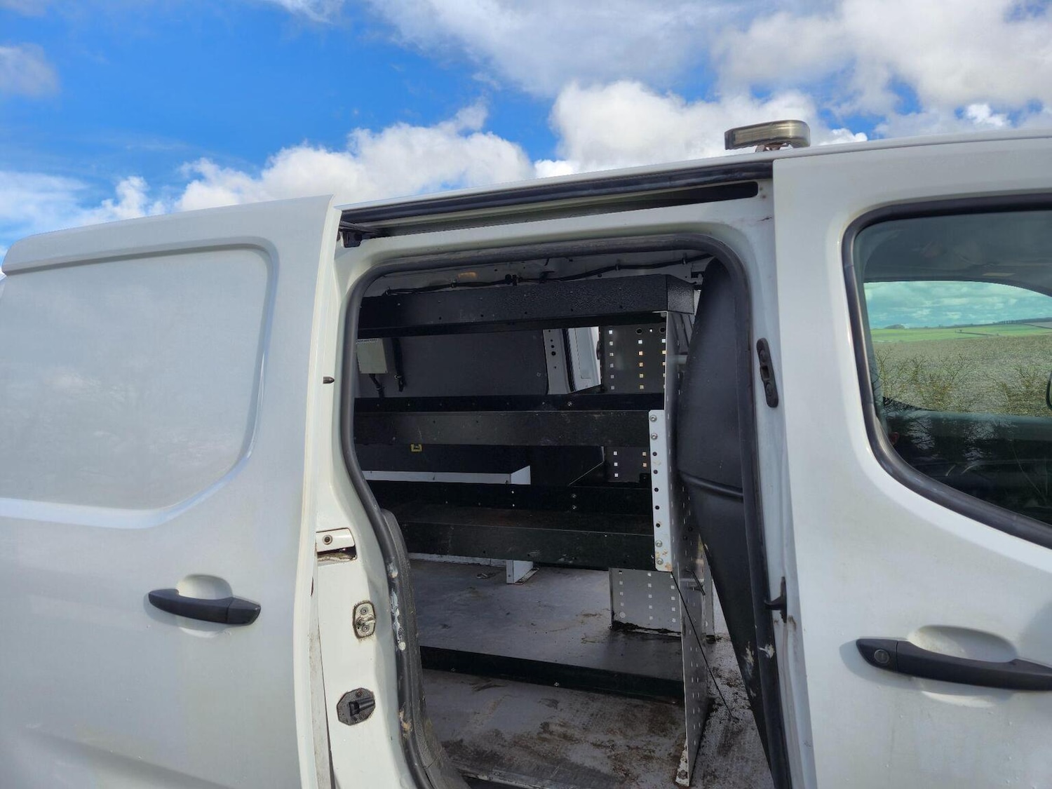 Used Peugeot Partner 2020 for sale - 77357319: Photo 19