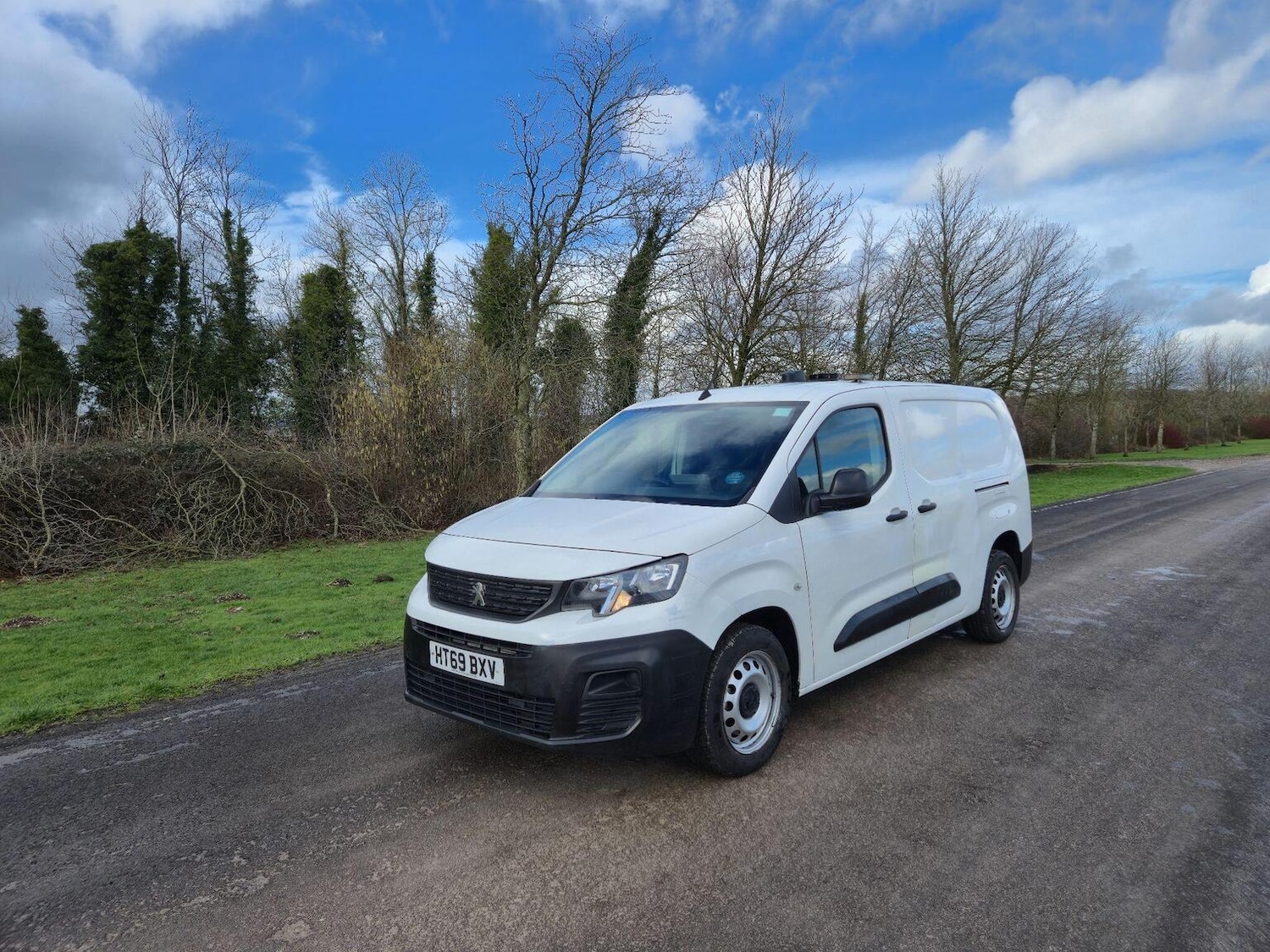 Used Peugeot Partner 2020 for sale - 77357319: Photo 21