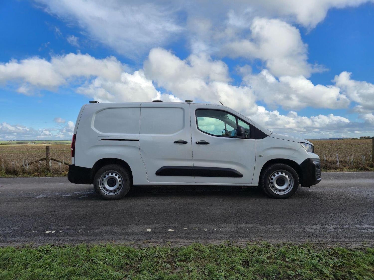 Used Peugeot Partner 2020 for sale - 77357319: Photo 6