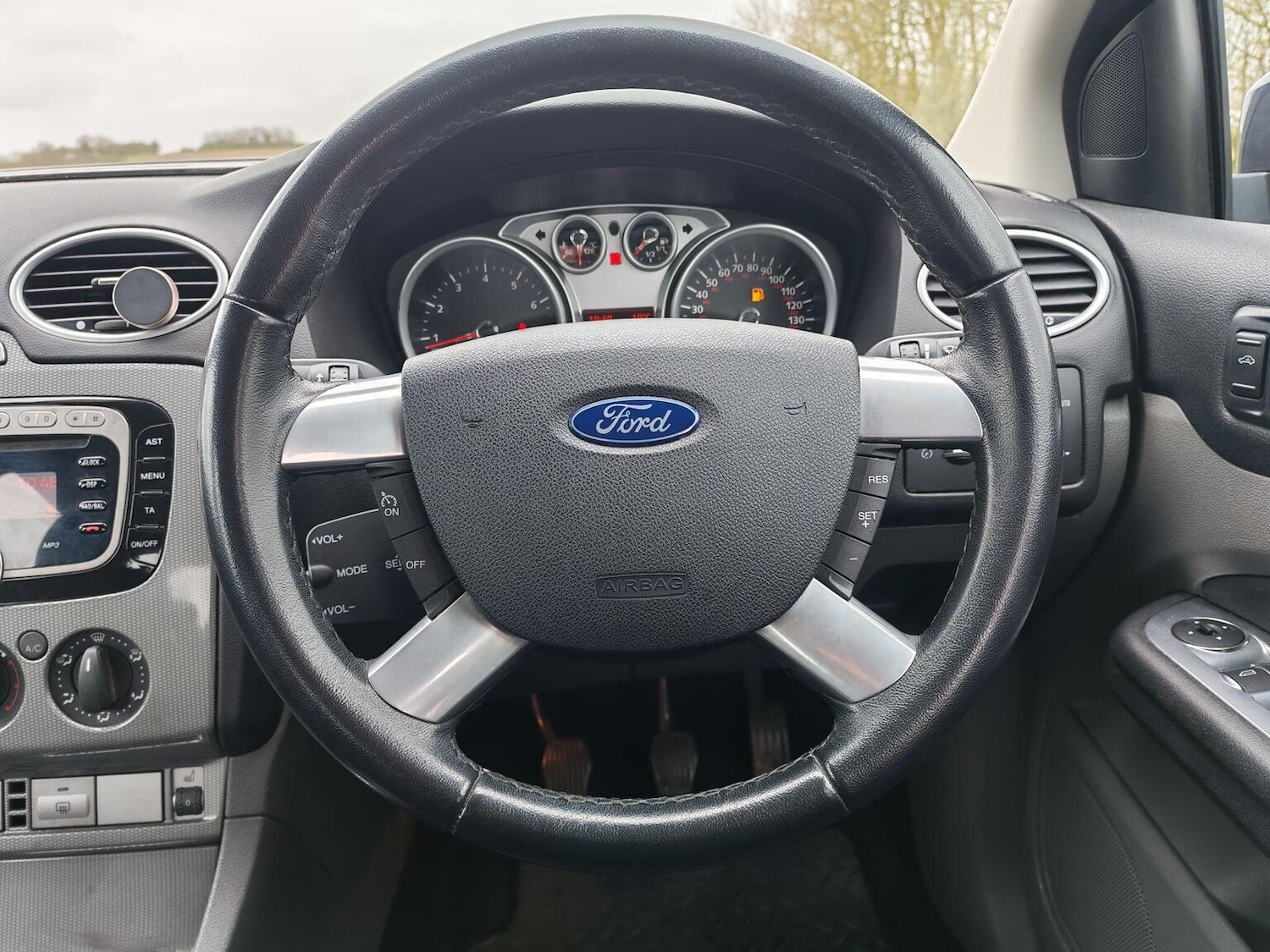 Used Ford Focus 2011 for sale - 77906558: Photo 22