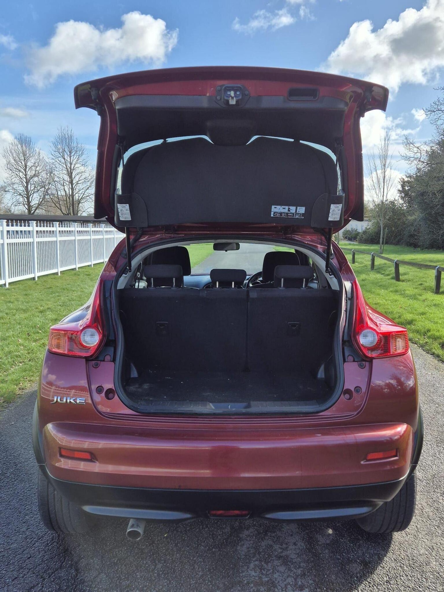 Used Nissan Juke 2011 for sale - 77931308: Photo 13