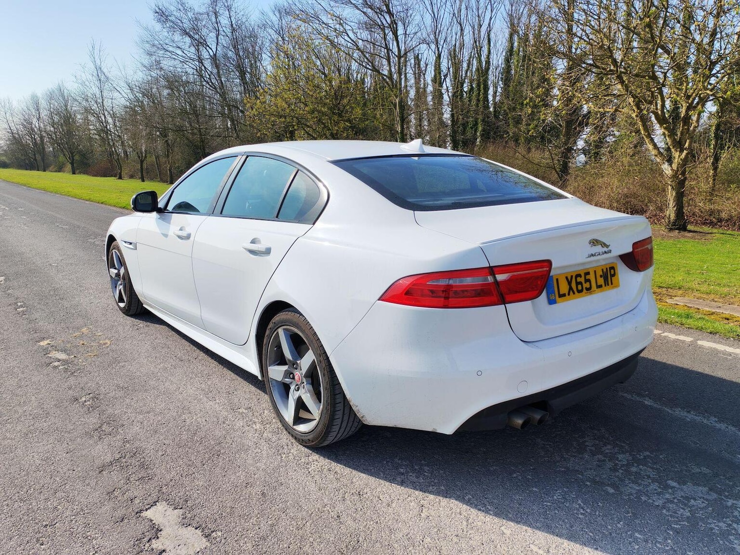 Used Jaguar XE 2015 for sale - 77968706: Photo 27