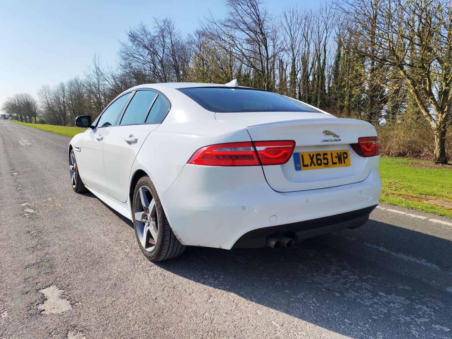 Used Jaguar XE 2015 for sale - 77968706: Photo 8