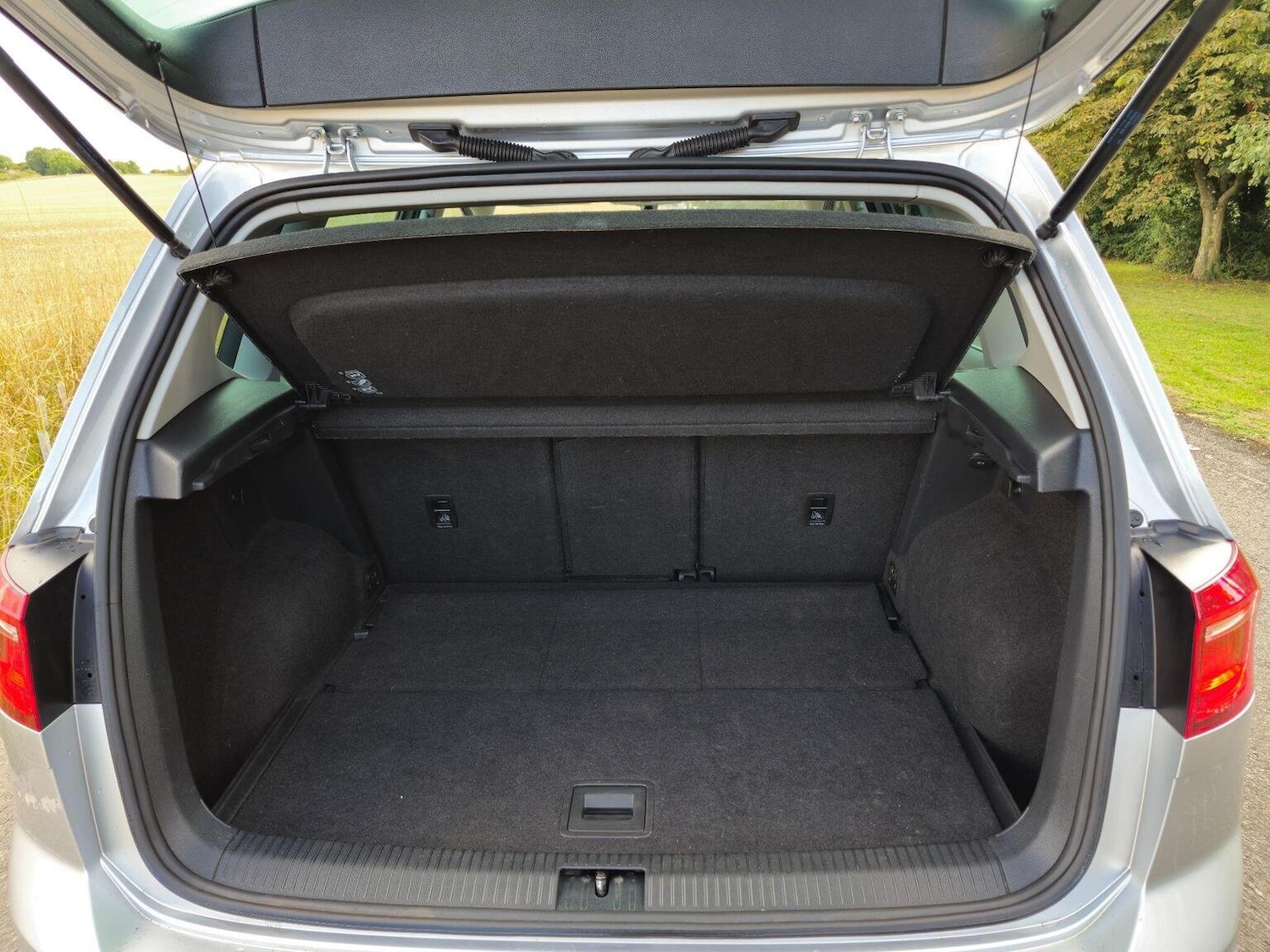 Vehicle 29
