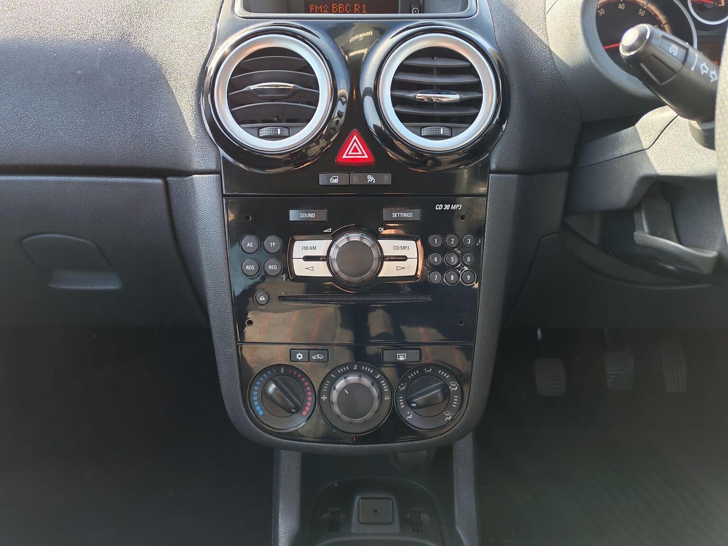 Used Vauxhall Corsa 2011 for sale - 78070616: Photo 19