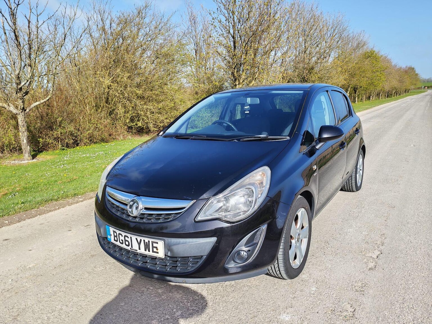 Used Vauxhall Corsa 2011 for sale - 78070616: Photo 2