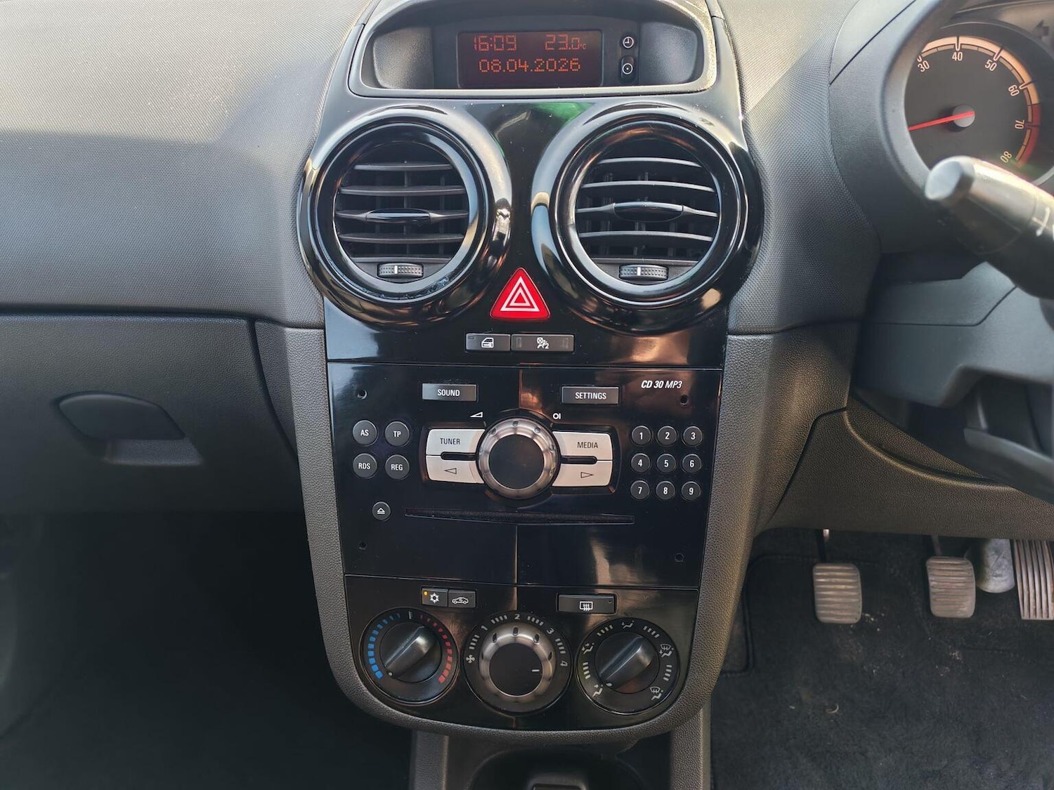 Used Vauxhall Corsa 2014 for sale - 78168832: Photo 19