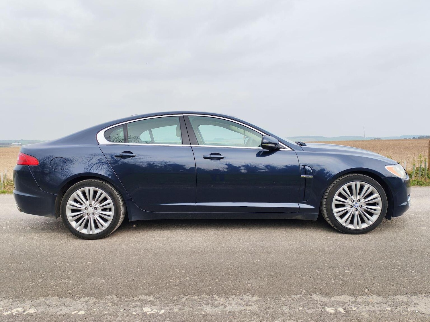 Used Jaguar XF 2011 for sale - 77997245: Photo 15