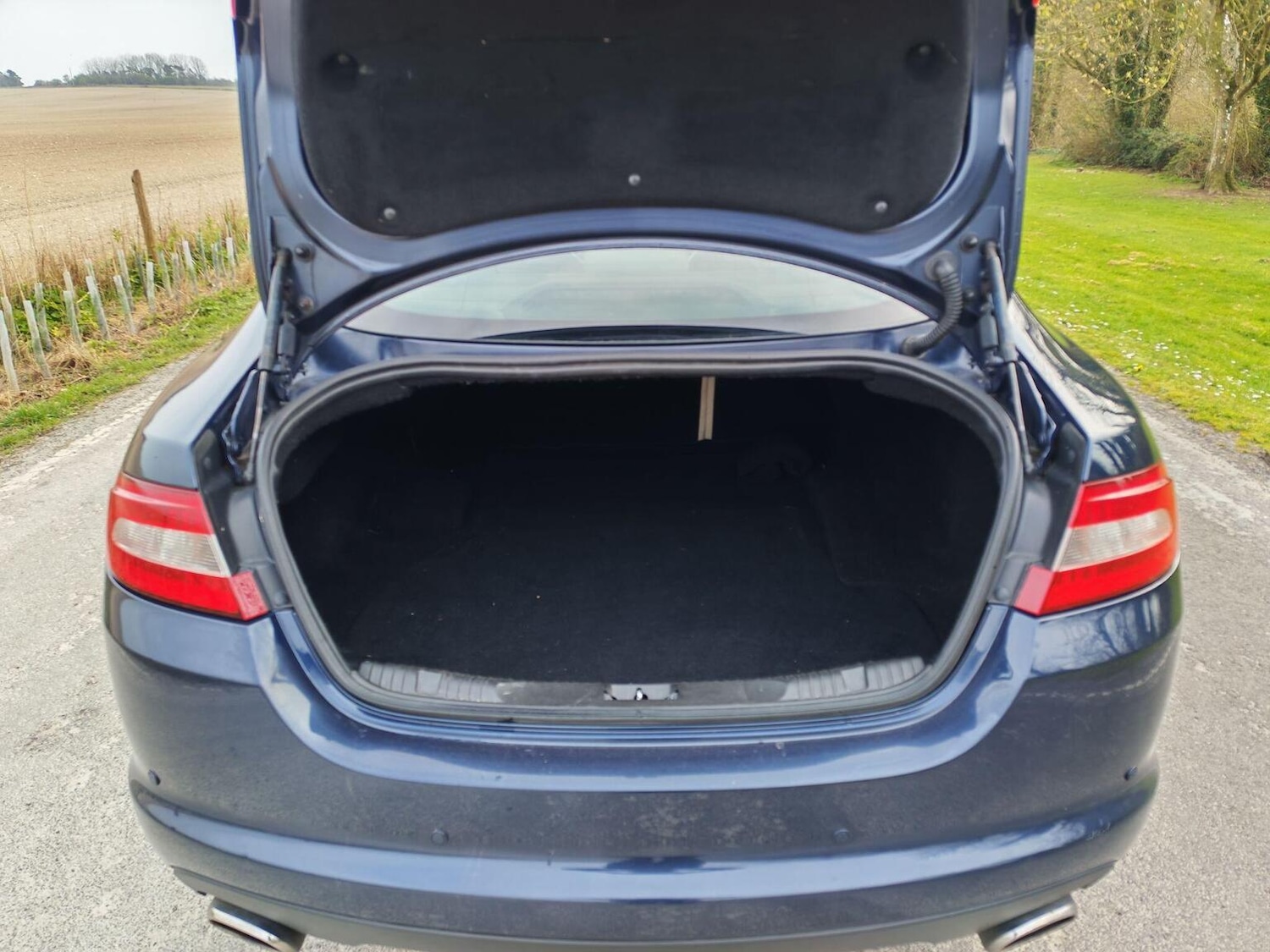 Used Jaguar XF 2011 for sale - 77997245: Photo 24