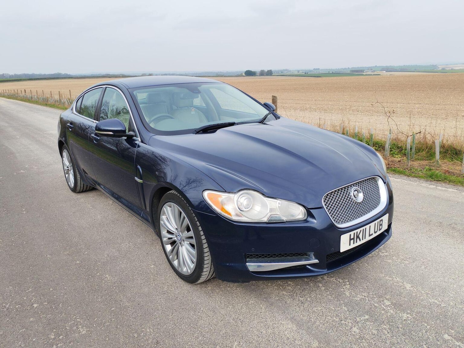 Used Jaguar XF 2011 for sale - 77997245: Photo 6