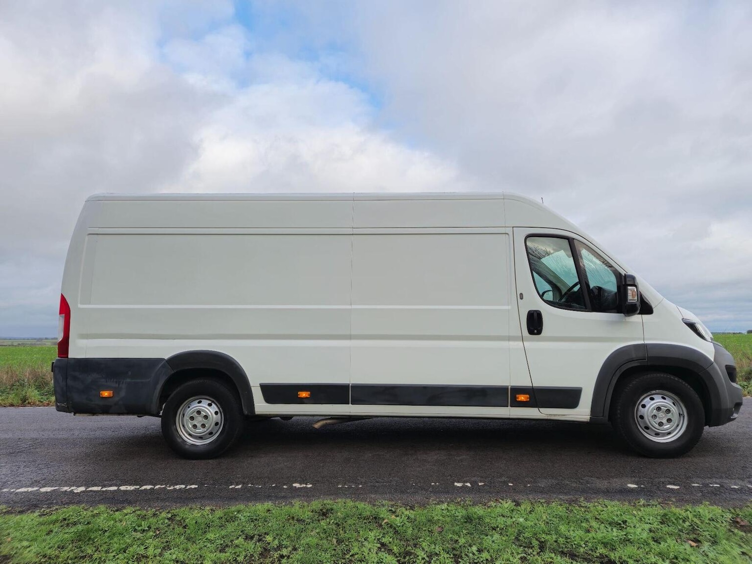 Used Peugeot Boxer 2016 for sale - 76741301: Photo 11