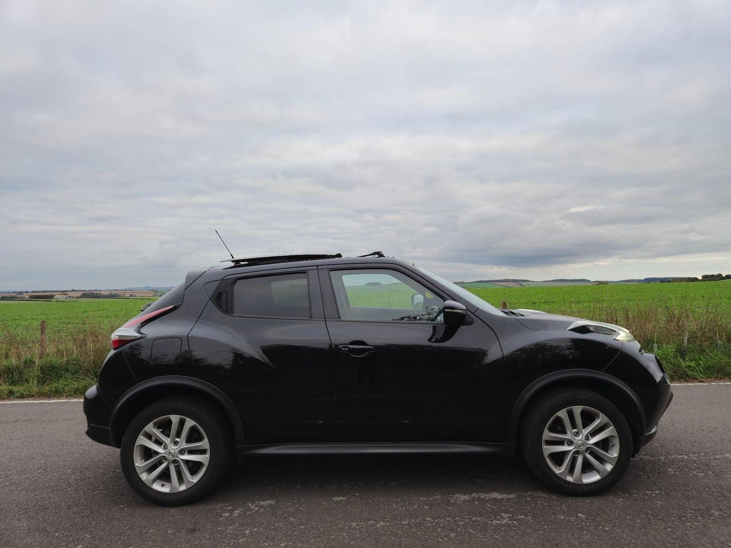 Used Nissan Juke 2015 for sale - 76312316: Photo 11