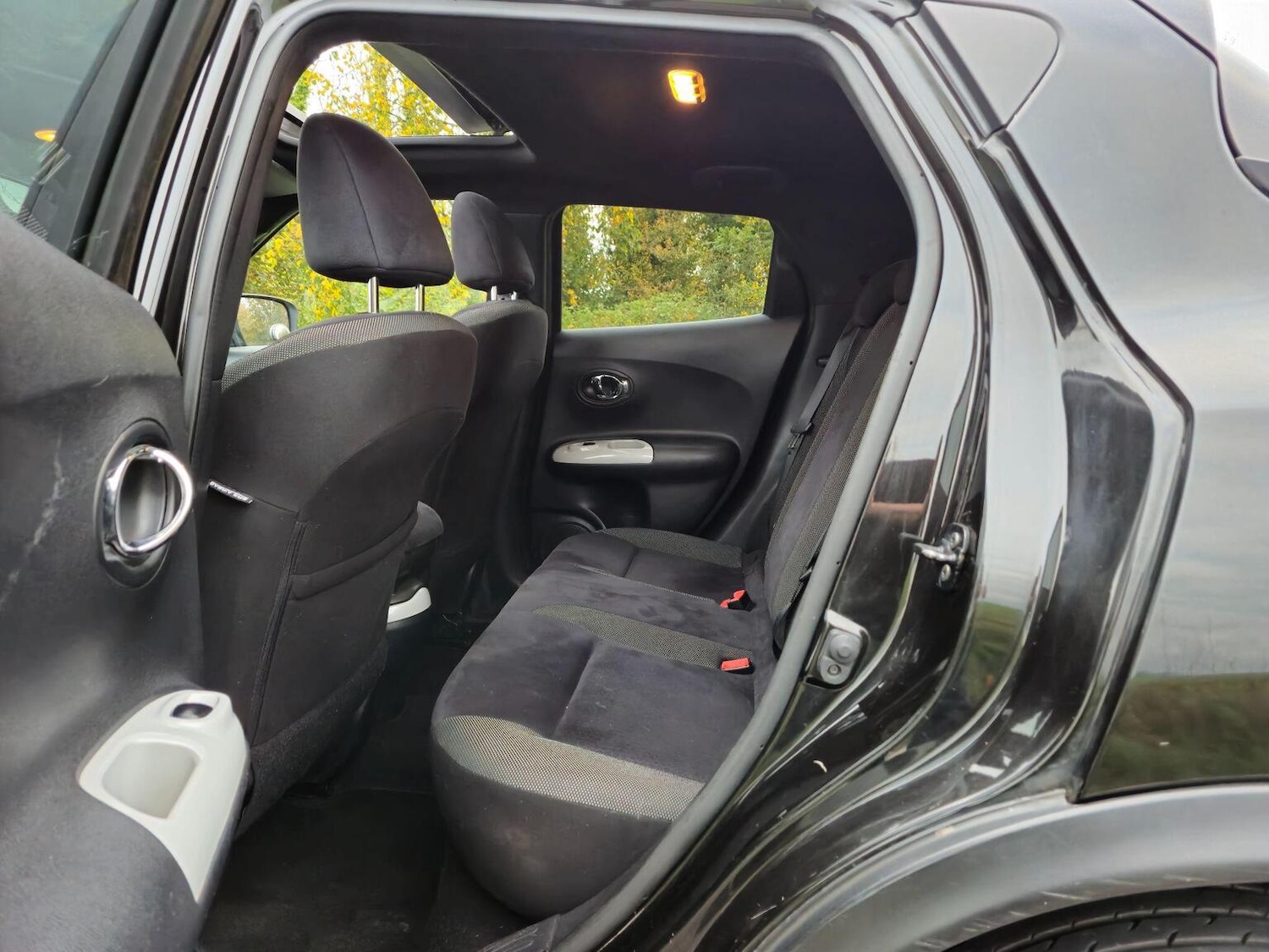 Used Nissan Juke 2015 for sale - 76312316: Photo 16