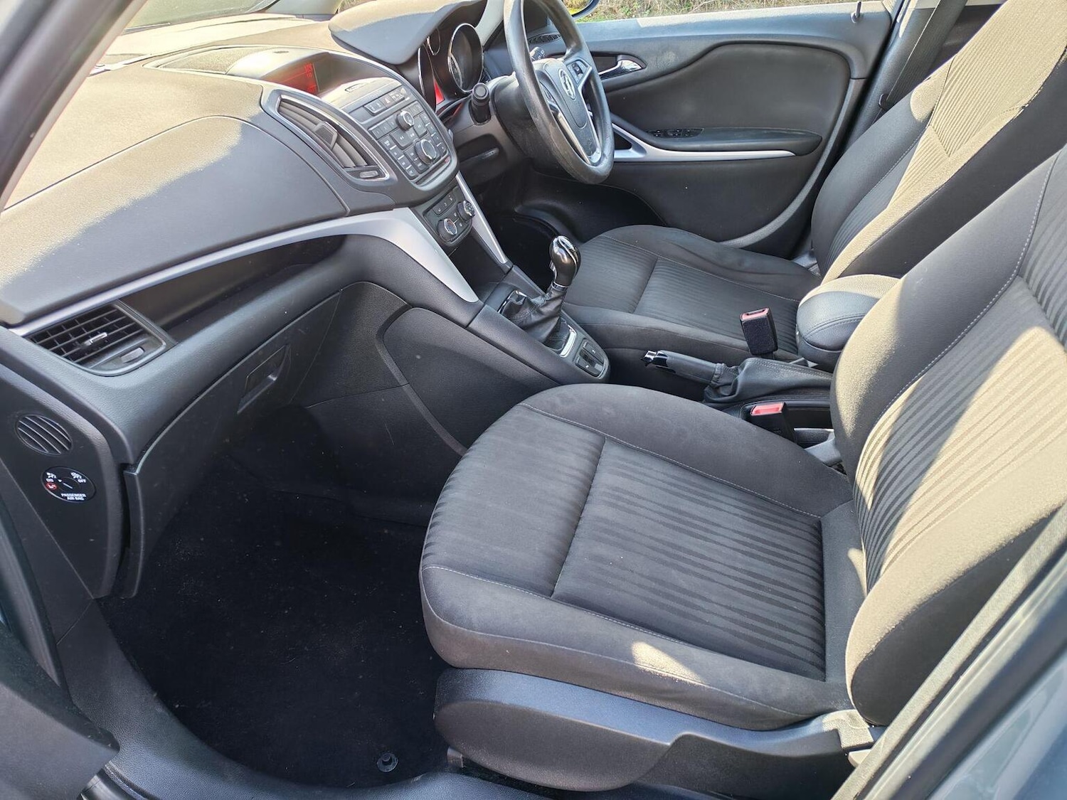 Used Vauxhall Zafira 2013 for sale - 77897846: Photo 19