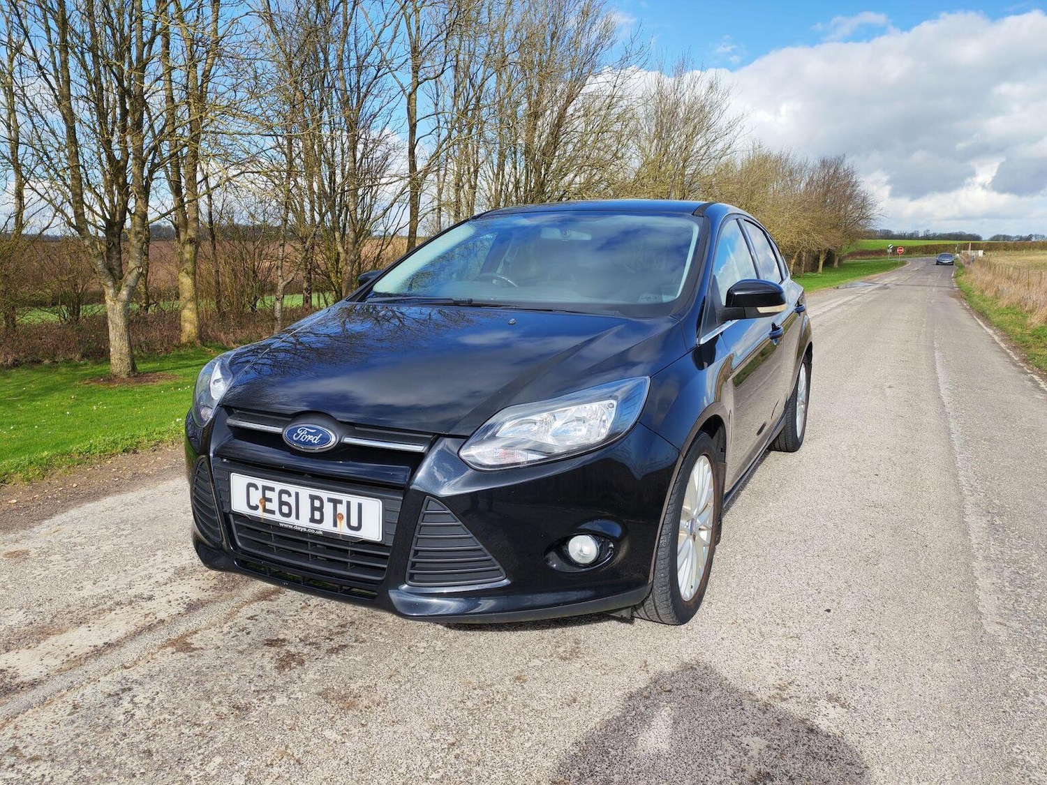 Used Ford Focus 2011 for sale - 77707183: Photo 2