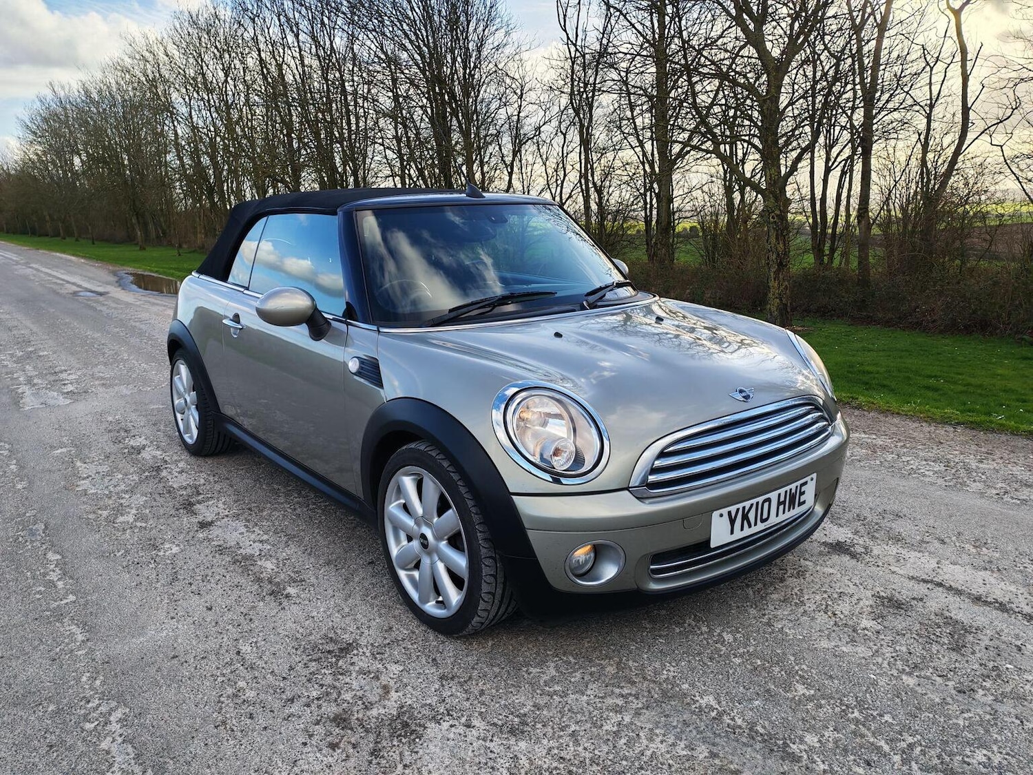Used MINI Convertible 2010 for sale - 77707262: Photo 14