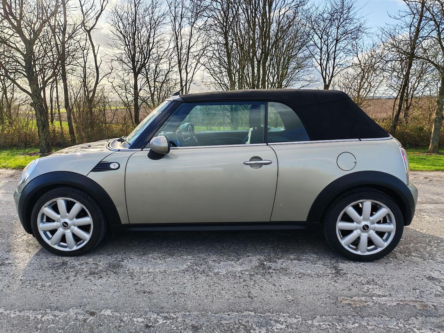 Used MINI Convertible 2010 for sale - 77707262: Photo 20