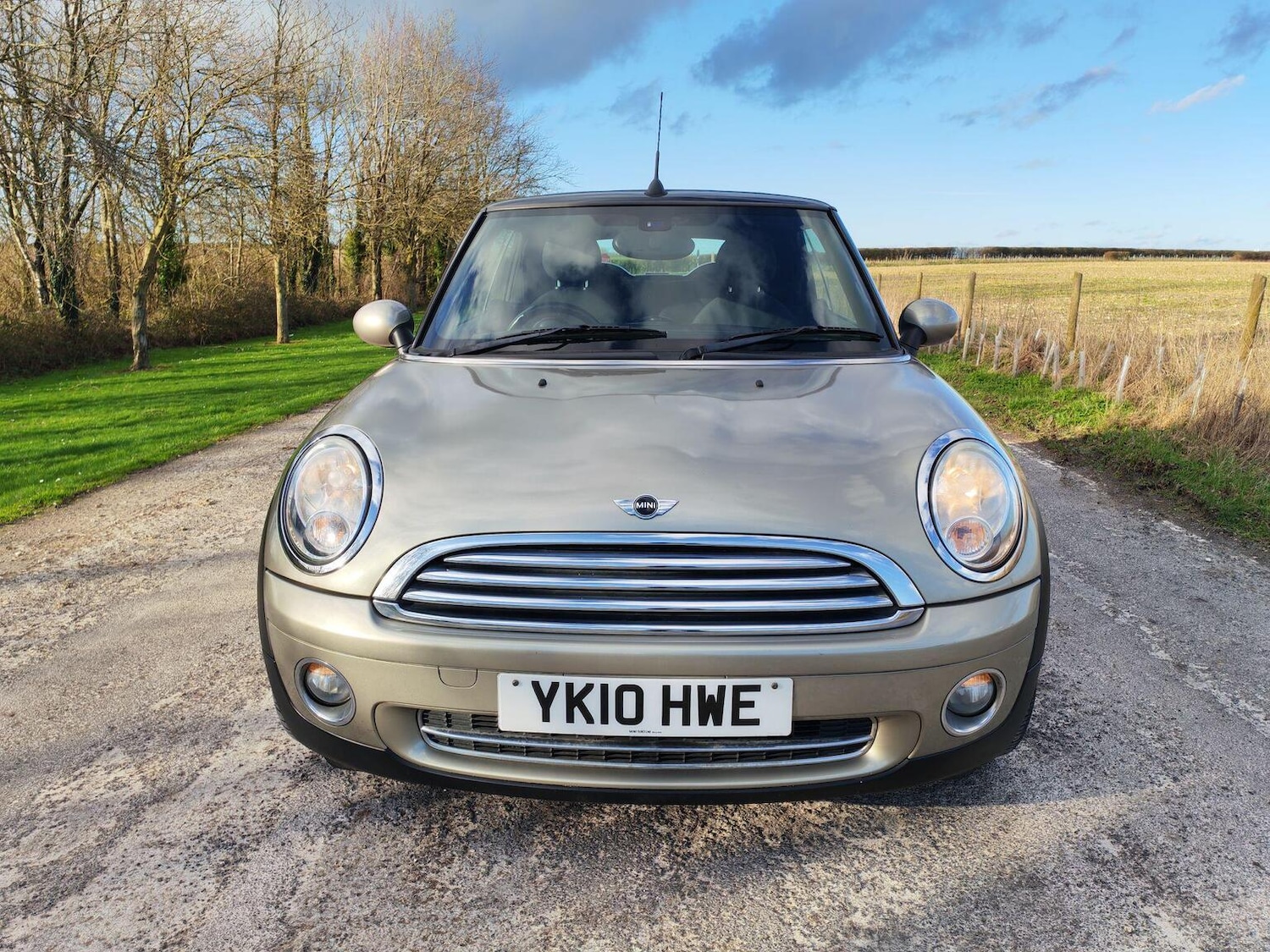 Used MINI Convertible 2010 for sale - 77707262: Photo 3