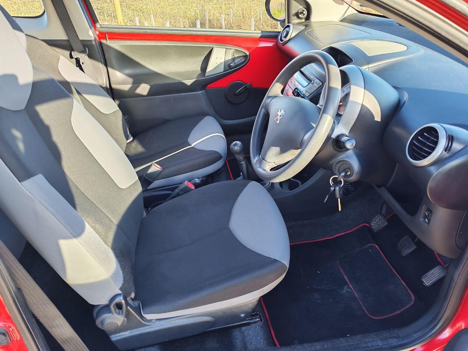 Used Peugeot 107 2014 for sale - 77636925: Photo 18