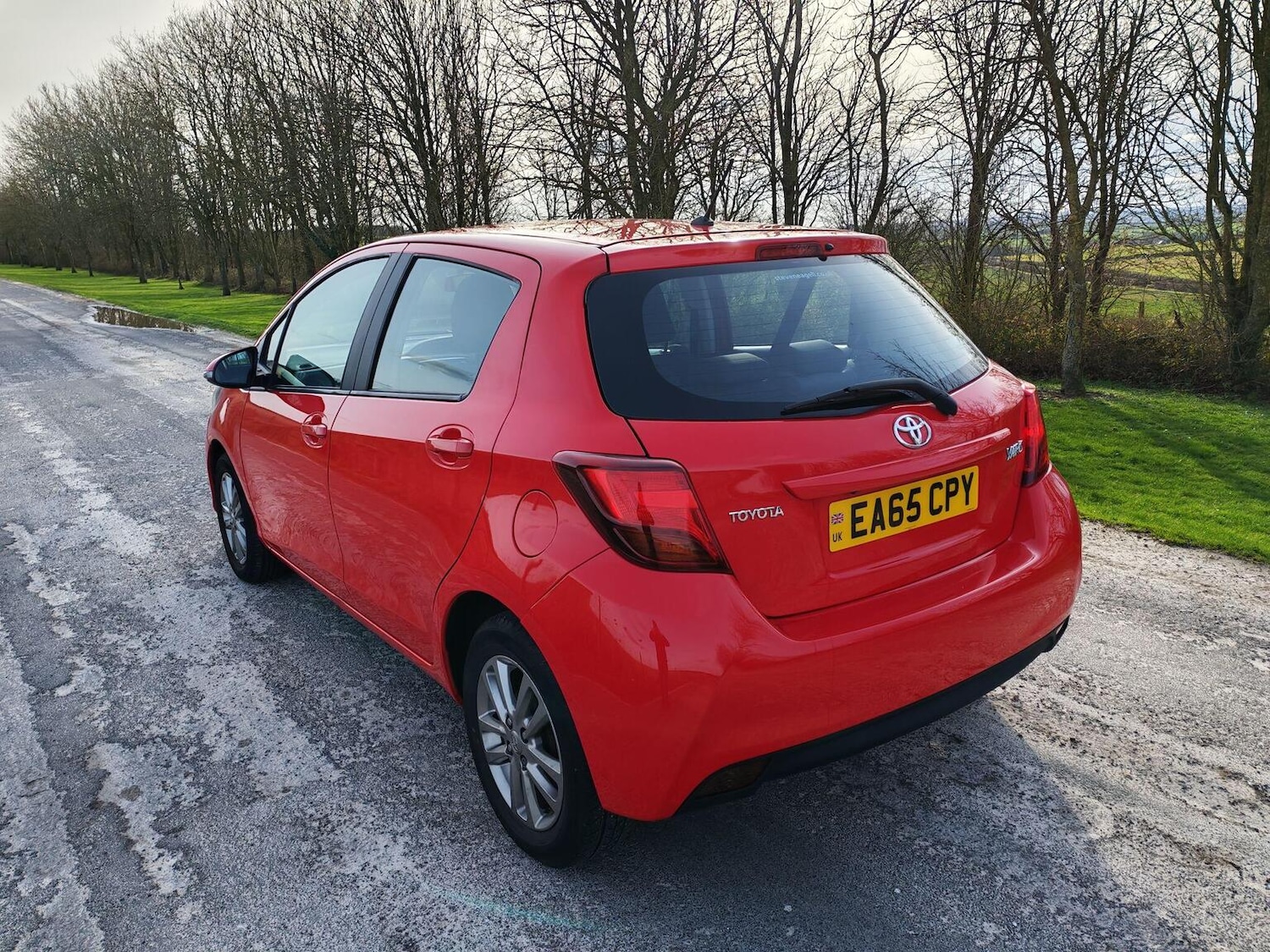 Used Toyota Yaris 2015 for sale - 77931264: Photo 9
