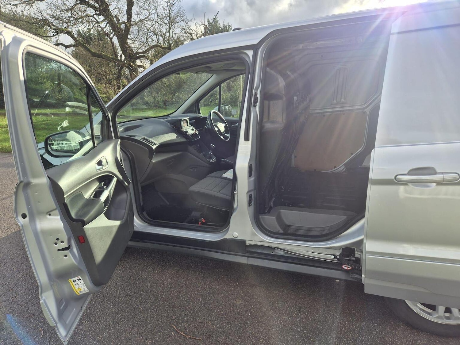 Used Ford Transit Connect 2018 for sale - 77033112: Photo 13