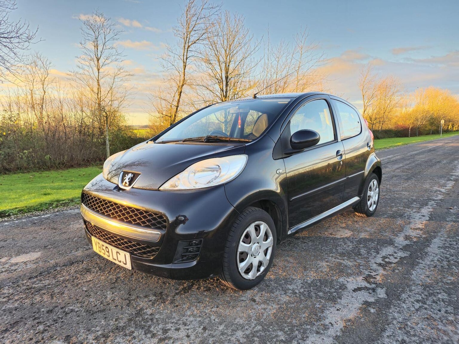 Used Peugeot 107 2010 for sale - 77318307: Photo 2