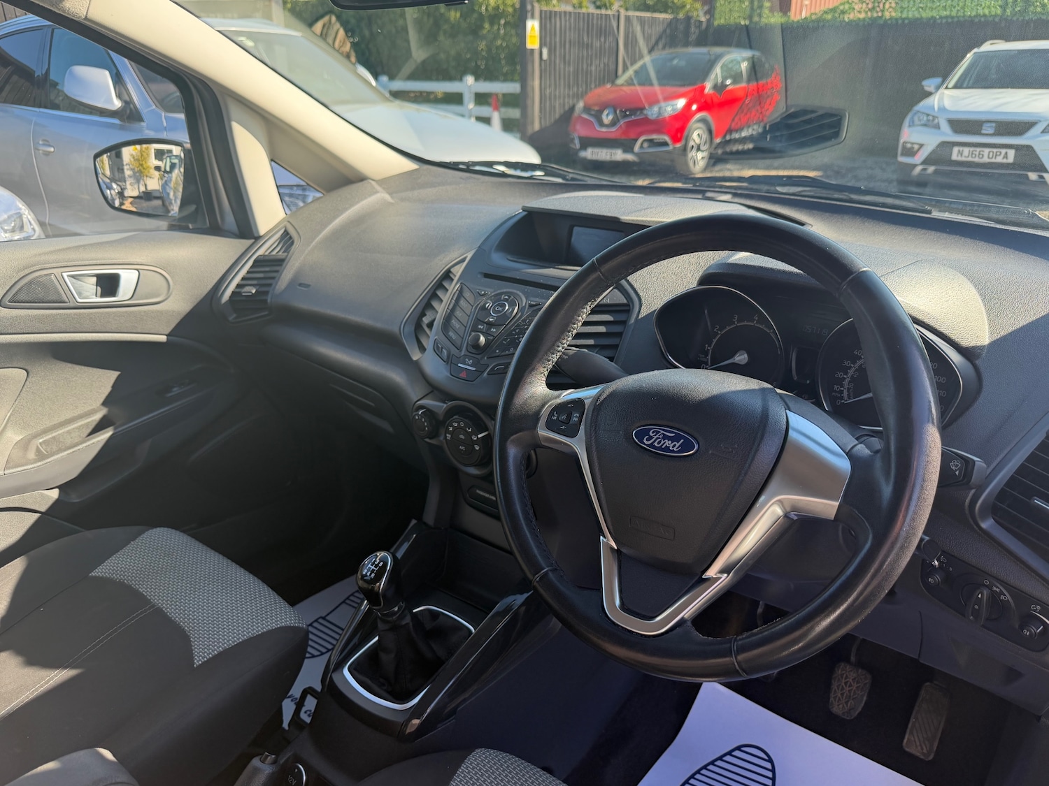 Used Ford Ecosport 2017 for sale - 77938330: Photo 9