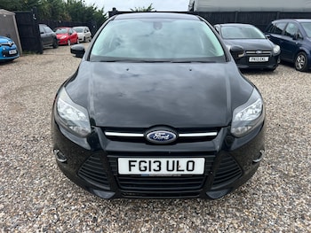 Used Ford Focus 2013 for sale - 76017235: Photo 2