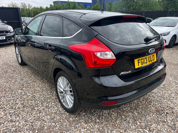 Used Ford Focus 2013 for sale - 76017235: Photo 4