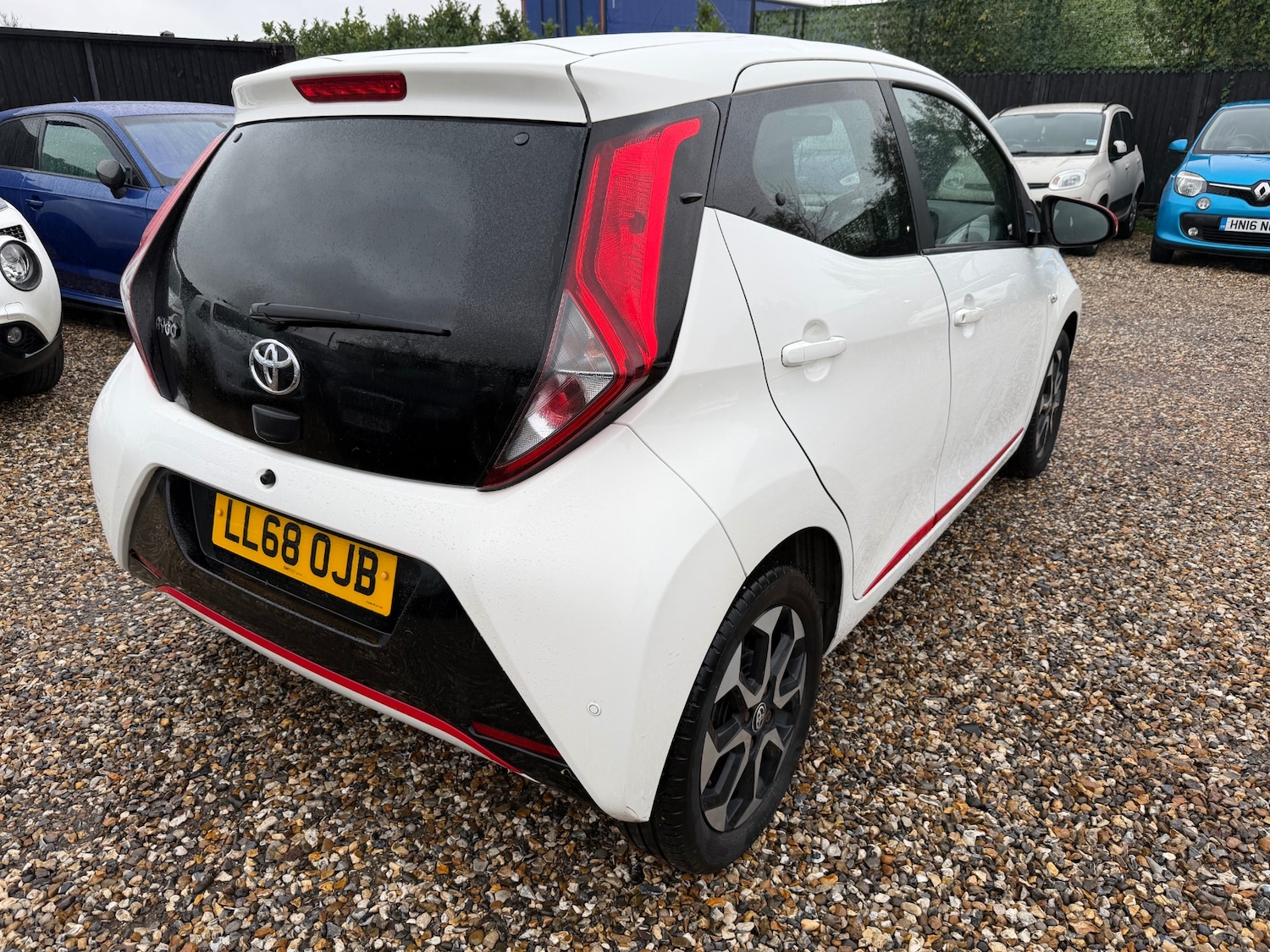 Used Toyota AYGO 2019 for sale - 76904827: Photo 7
