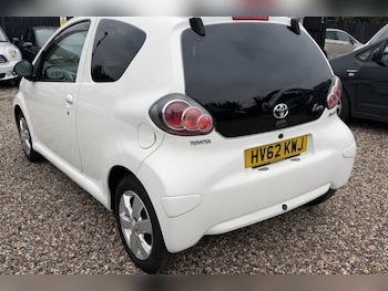 Used Toyota AYGO 2012 for sale - 77403995: Photo
