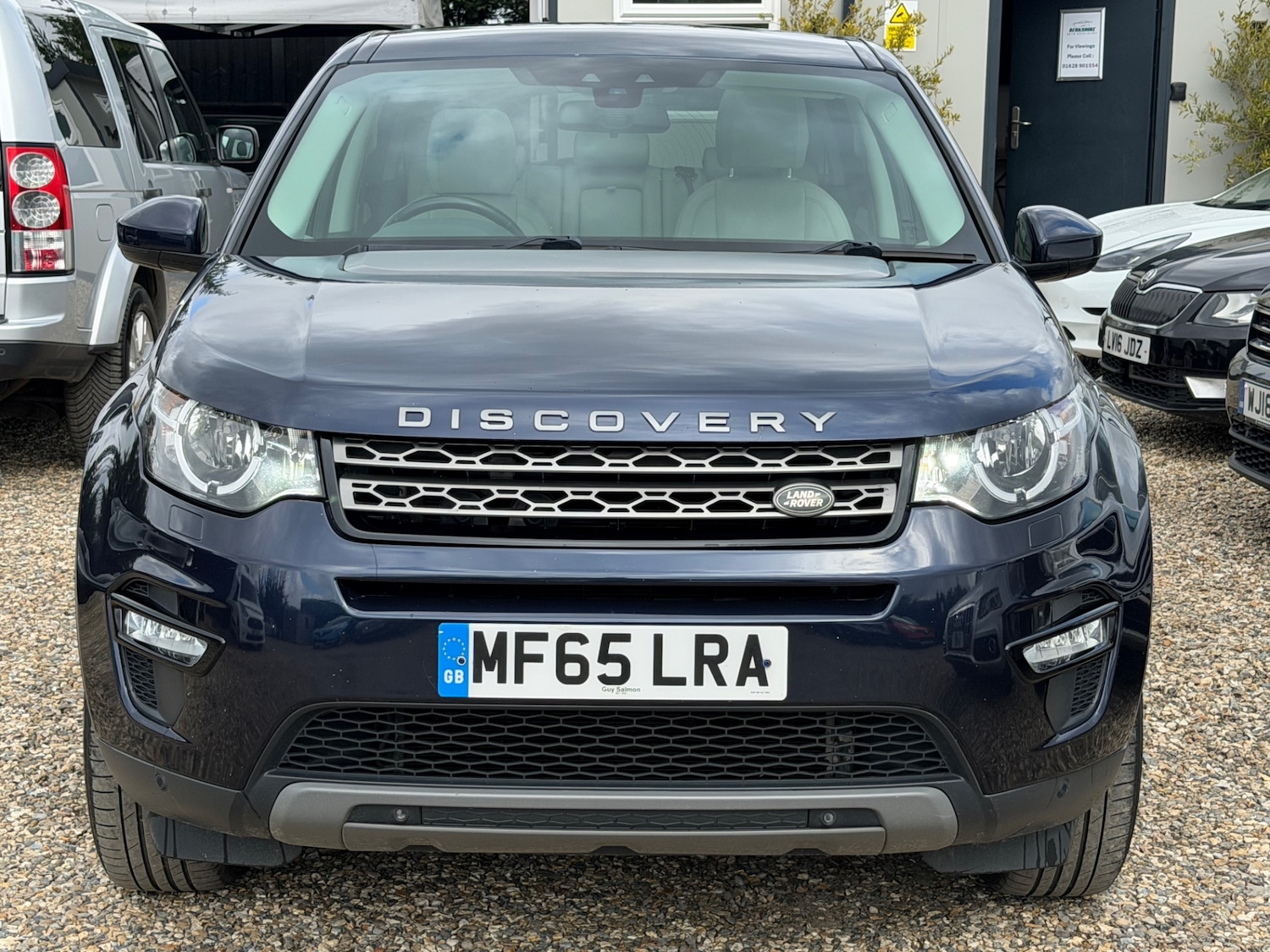 Used Land Rover Discovery Sport 2015 for sale - 78064911: Photo 2