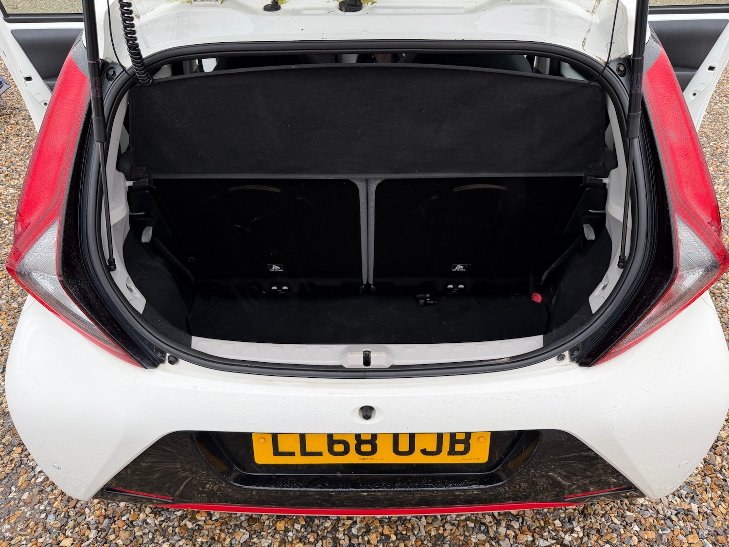 Used Toyota AYGO 2019 for sale - 76579763: Photo 11