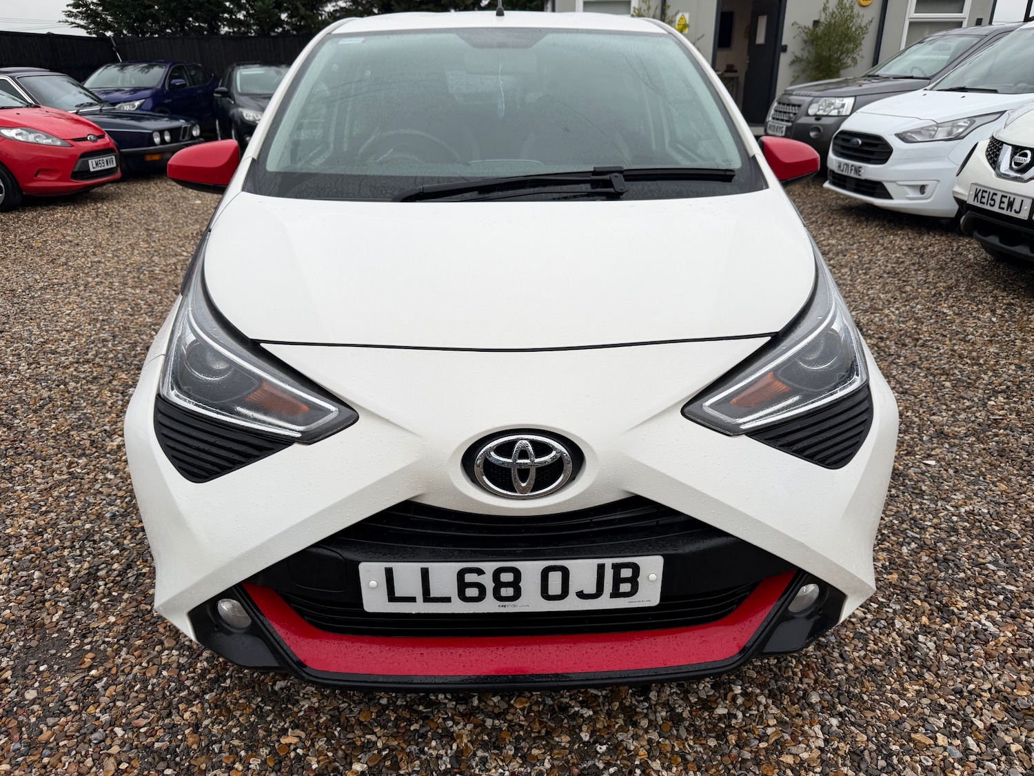 Used Toyota AYGO 2019 for sale - 76579763: Photo 2