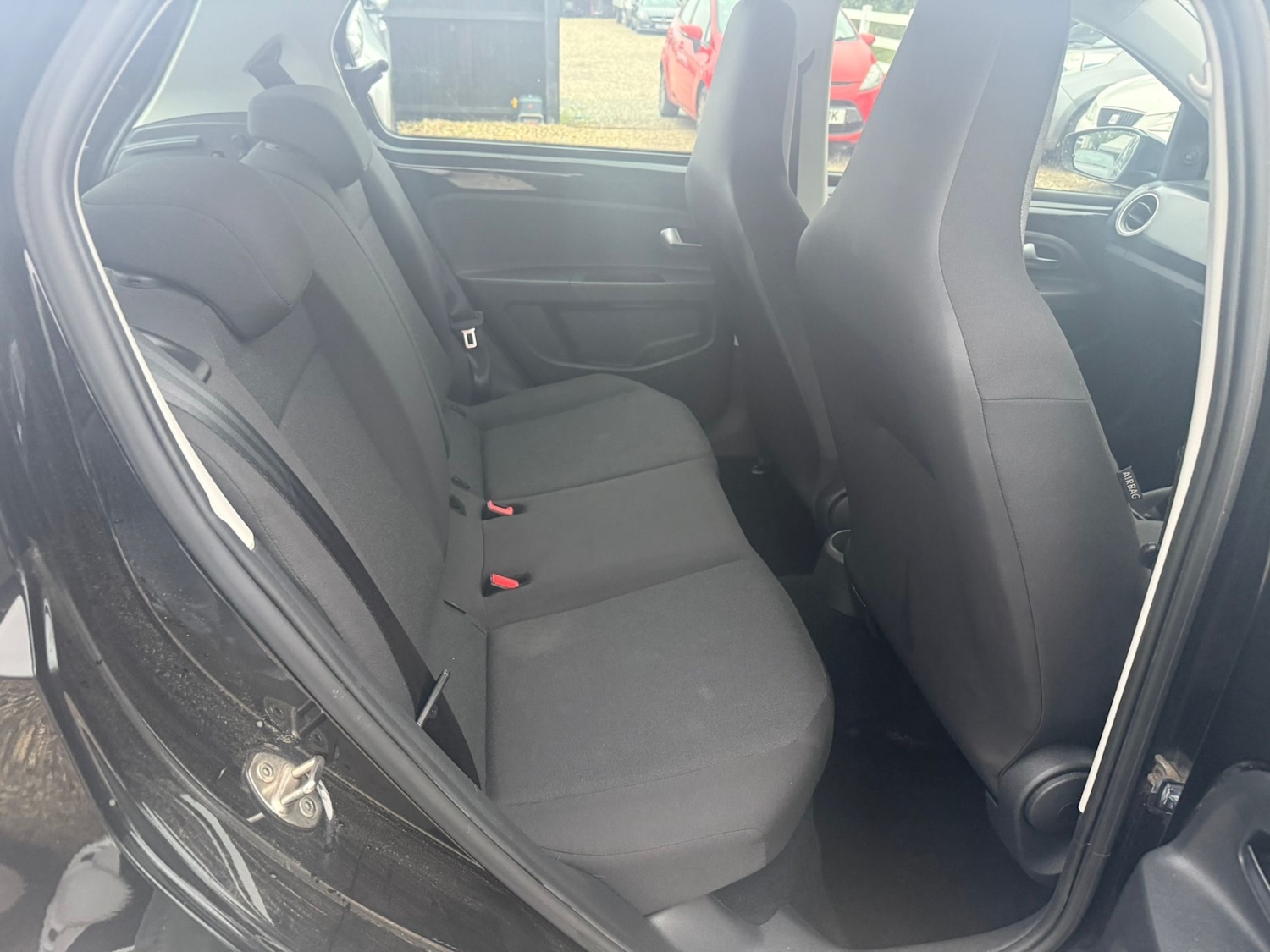 Used Volkswagen up! 2018 for sale - 77140878: Photo 10