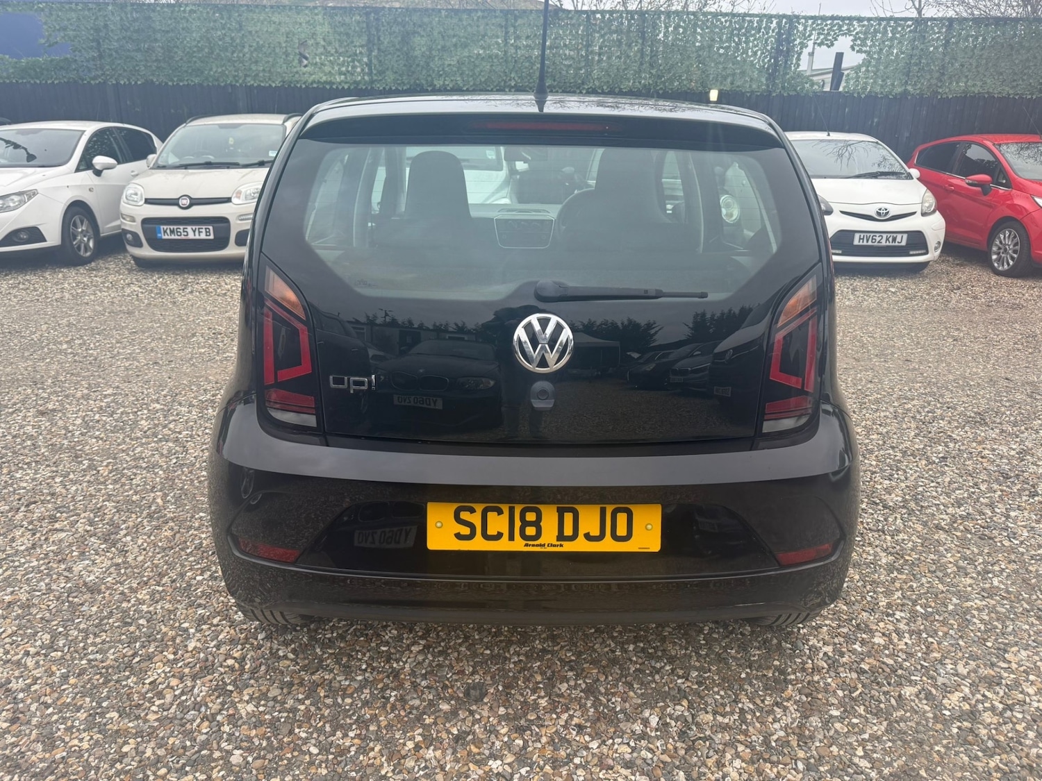 Used Volkswagen up! 2018 for sale - 77140878: Photo 6