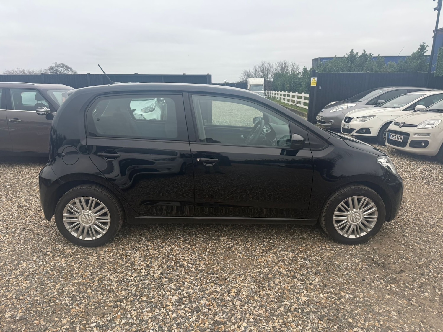 Used Volkswagen up! 2018 for sale - 77140878: Photo 8