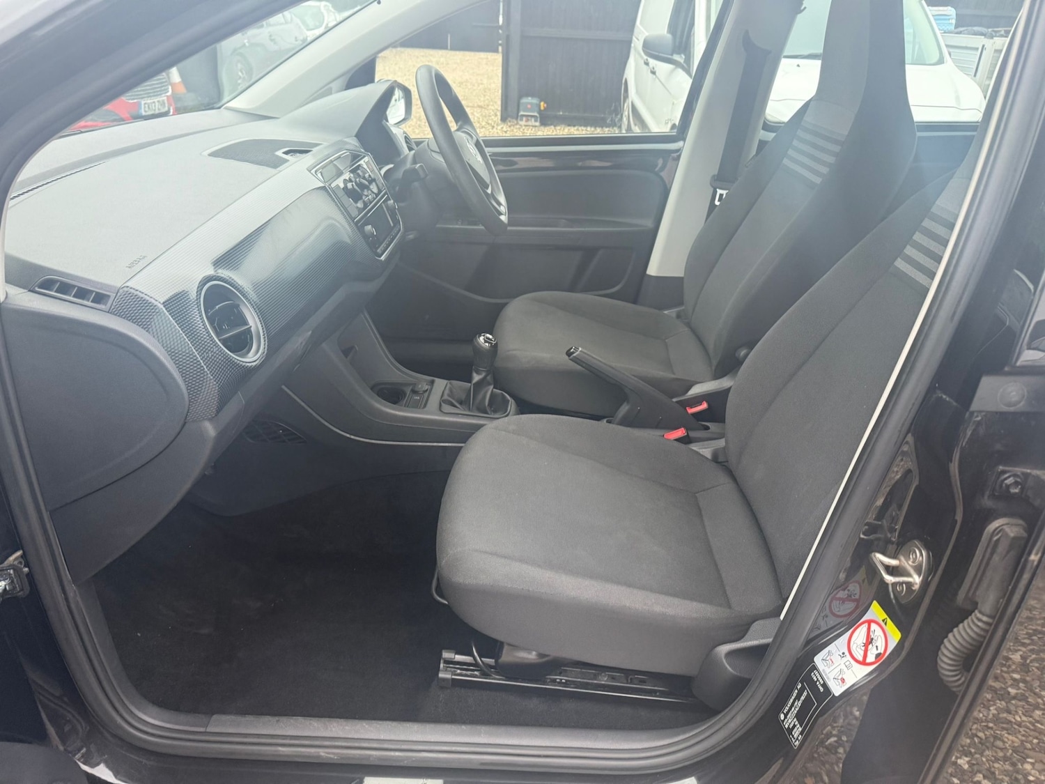 Used Volkswagen up! 2018 for sale - 77140878: Photo 9