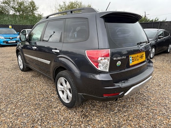 Used Subaru Forester 2010 for sale - 76504638: Photo