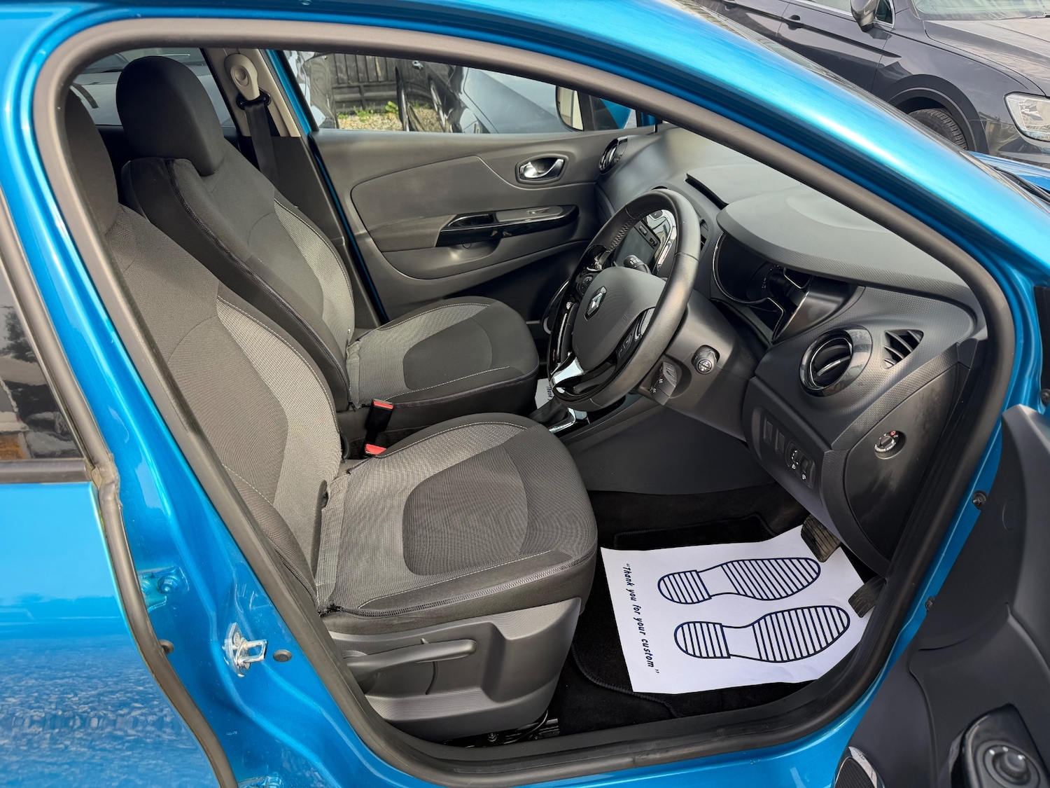 Used Renault Captur 2014 for sale - 78112717: Photo 8