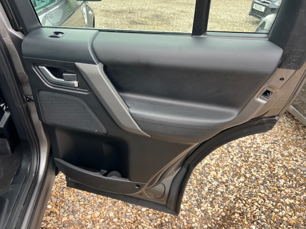 Used Land Rover Freelander 2009 for sale - 76319809: Photo 12